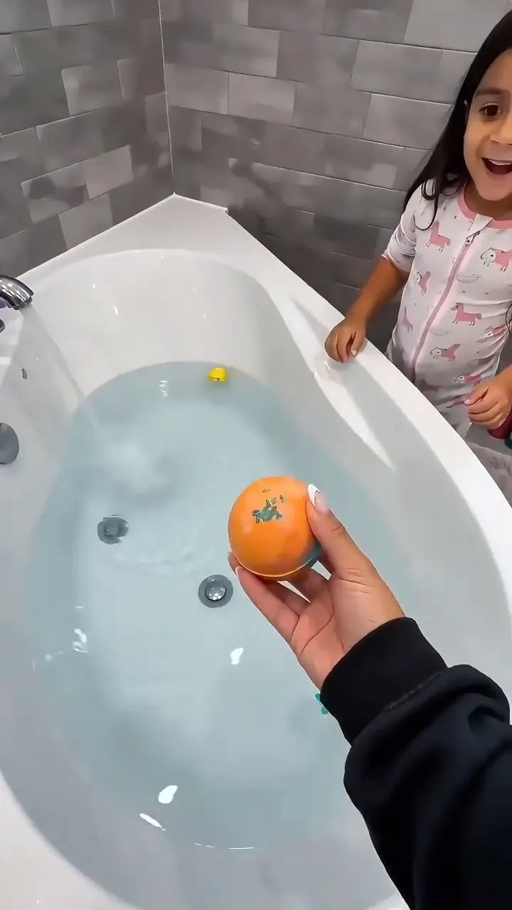 BąbelkowaFrajda™ – Kule do kąpieli dla dzieci